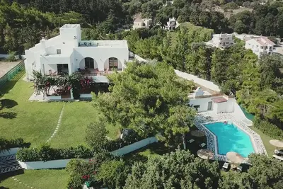 Image de Rodos Paradise Villa est une propriété exceptionnelle et paisible.