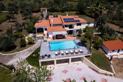 Image de Kouvelia Maison de campagne Nerotrivia Evia