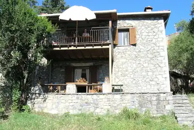 Image de Maison en pierre au coeur de la montagne Menalon à Vytina