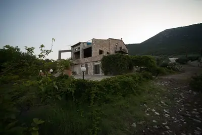 Image de Η Villla Irina ένα πολυτελές εξοχικό 100τ. μ.