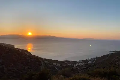 Villa Aurora avec vue magnifique sur la mer Égée