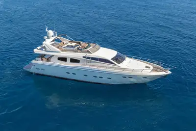 Image de Moments et services de luxe à bord de Yacht Amoraki