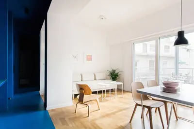 Image de Appartement moderne avec 2 chambres et 2 salles de bain avec vue sur l'Acropole