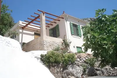 Image de Maison traditionnelle près de Monemvasia - Montagne et mer