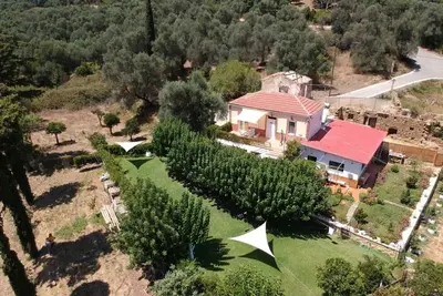 Image de Maison d'hôtes Dramountana les deux appartements