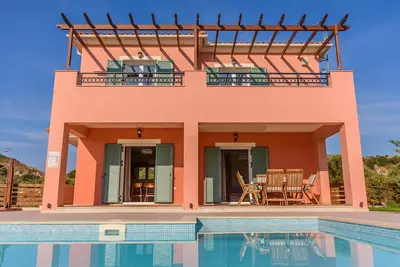 Image de Armonia Villas Belle situation de services de luxe, un accès facile aux plages voisines