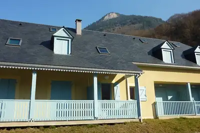 Image de Location Chalet Neuf Cauterets 3 P 5 Personnes Centre Ville Parking Terrasse