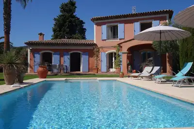 Image de Cannes Mandelieu villa avec piscine privé.