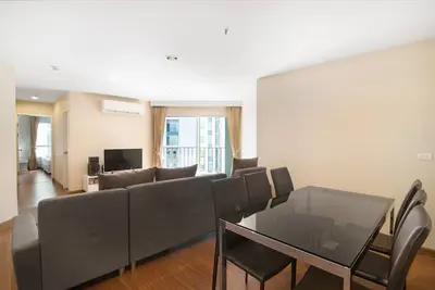 Image de Appartement 2 chambres / 2 salles de bain / plus grande piscine / WiFi