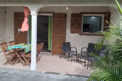 Image de Ti-Soleil, Studio Mezzanine 2-4 Personnes Ă 400m De La Plage