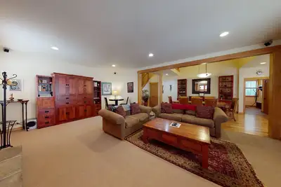 Image de 33 Fremont Crossing: 3 Br / 3. 5 Townhome Ba à Sunriver, pour 8 personnes