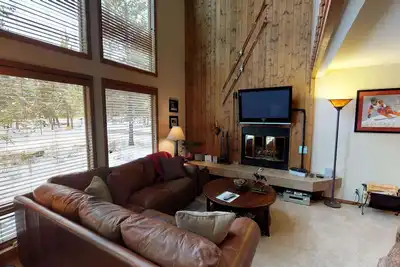 Image de 4 Eagle Cap Lane: 3 Br / 2 Ba à Sunriver, pour 8 personnes