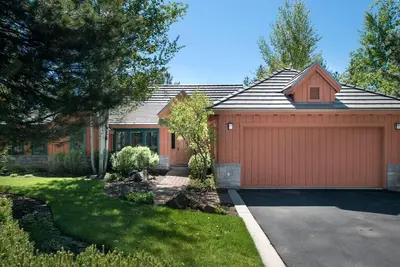 Image de 1 Osprey Pointe: 2 Br / 2. 5 condo Ba à Bend, pour 6 personnes