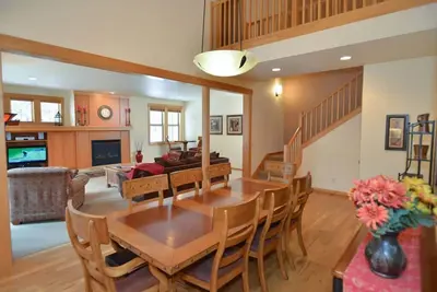 Image de 26 Fremont Crossing: 3 Br / 3. 5 Townhome Ba à Sunriver, 7 personnes