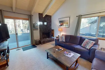 Image de 40 Tennis Village: Condo loft de 2 Br / 2 Ba à Sunriver, pour 8 personnes