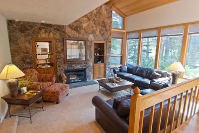 Image de 7 Fir Cone Lane: 4 Br / 3 Ba maison à Sunriver, 10 personnes