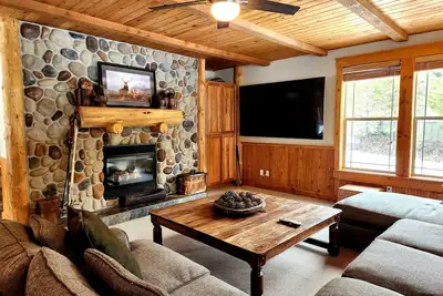 Image de 3 Quelah Lane: 5 Br / 5 Ba maison à Sunriver, 14 personnes