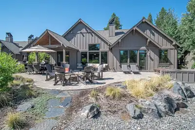 Image de 19 chalets Caldera: 3 chambres Br / 5 Ba à Bend, pour 8 personnes