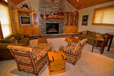 Image de 20 White Elm Lane: 5 Br / 6 Ba maison à Sunriver, 12 personnes