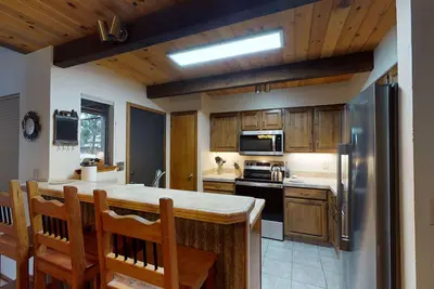 Image de 47 Tennis Village: 2 Br / 2 Ba loft condo à Sunriver, pour 6 personnes