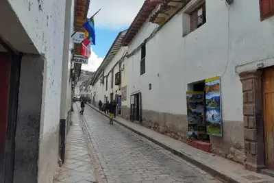 Image de Centre historique de Cusco, place principale. 5 minutes à pied