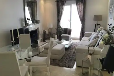 Image de Aloha Royal, 2 chambres à coucher, calme et magnifique.