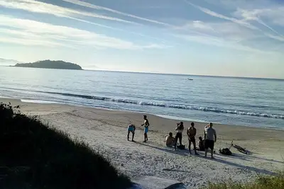 Image de Ajustement complet, gymnase de piscine. 2 min de Prf. Quotidien 75. 00 par élève + lumière