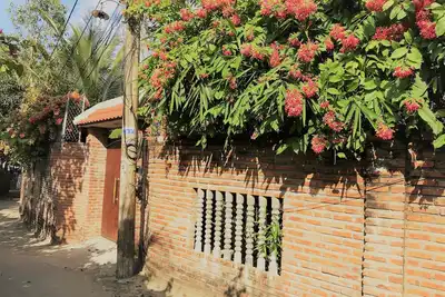 Image de Une villa en pierre sur la plage