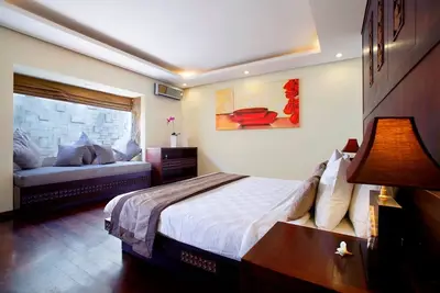 Image de Villa de deux chambres à Canggu, piscine privée avec salon et salle à manger spacieux