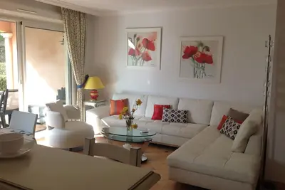 Image de Appartement Dans Residence De Standing Golfe De St Tropez