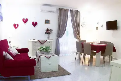 Image de Appartement au coeur du quartier espagnol, à côté de la Via Toledo.