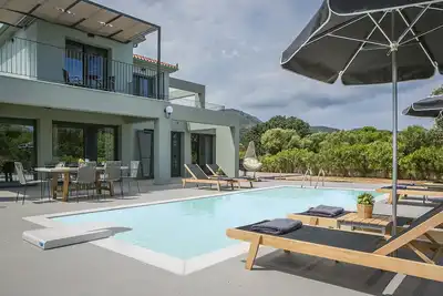 Image de La Villa Lantana est parfaite pour les clients souhaitant passer un séjour paisible et agréable