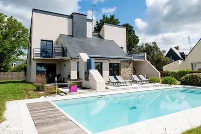 Image de Maison vue mer à 80m de la plage avec piscine chauffée et sécurisée