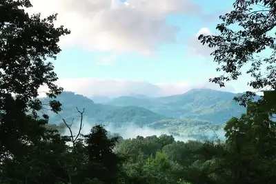 Image de The Bear Den - La plus belle vue sur les montagnes de Franklin