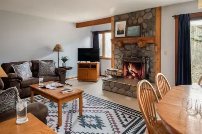 Image de Avant-poste: Thimbleberry 3212