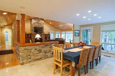 Image de 7 Ribes Lane: 4 Br / 4 Ba à Sunriver, pour 10 personnes