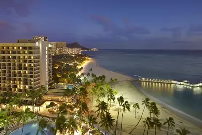 Image de Hilton Hawaiian Village. Plage et lagon fabuleux! Plus de 450 avis sur Vrbo!