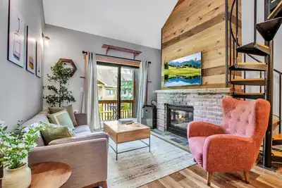 Image de Condo rénové skis aux pieds à Holiday Valley