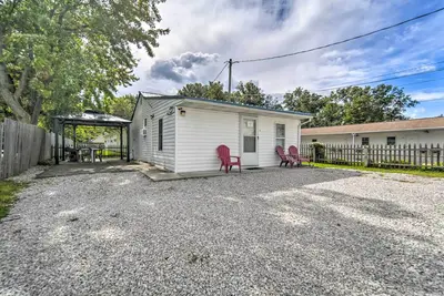 Image de Geneva-on-the-Lake Cottage w / Patio - Walk to Shore
