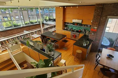 Image de Nolita Penthouse. . . lumière incroyable, plafonds de 26 'et grand espace extérieur