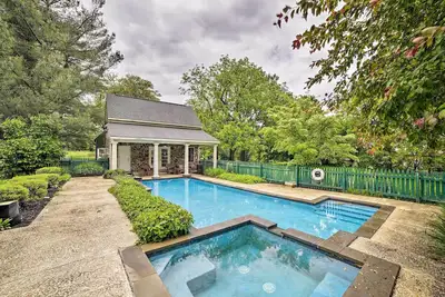 Image de Nouveau! Villa historique de Virginia Wine Country avec piscine!