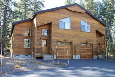 Image de Ski Et Maison De Ville ÉTÉ Charges Des COMMODITÉS Golf, tennis, ski, piscines, bain à remous