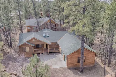 Image de Animaux admis de plain-pied 1680 m² Pinetop Lakes Cc 3bd 2 ba Cabine 3bd 2ba