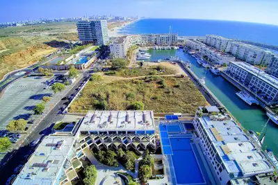 Image de Beau jardin suite à marina Herzliya - l'endroit idéal pour les familles