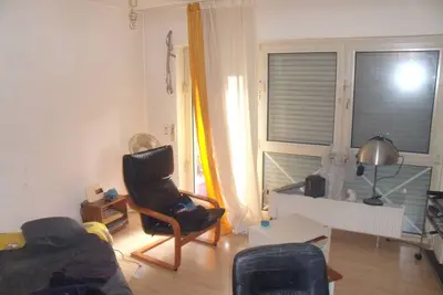 Image de Appartement 2 pièces à Alt-Eschersheim (salle de bain & balcon)