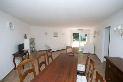 N143 - Numana, beautiful three-room apartment 100m from the sea