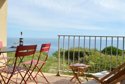 Image de Appartement 2 pièces rénové, 4 couchages, vue mer, WiFi, parking, Banyuls-sur-Mer