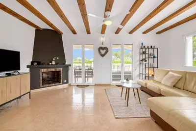 Image de 8 personnes Piscine. . jardin - maison spacieuse, Urb. La Sella