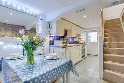 Image de 9 Teetotal Street - Deux Chambres Maison, Couchages 4