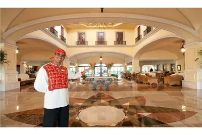 Image de Une suite de 2 chambres à coucher de 2 067 pieds carrés disponible à la location à l'Hacienda Tres Rios Resort